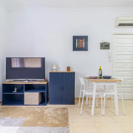 Comfortable Flat Near Canteras Apartment